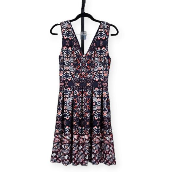 Vince Camuto Fit & Flare Mini Scuba Dress Sleeveless Floral Women's Size 0 - Picture 1 of 11
